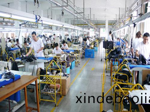 襯(chen)衫(shan)生産車(che)間